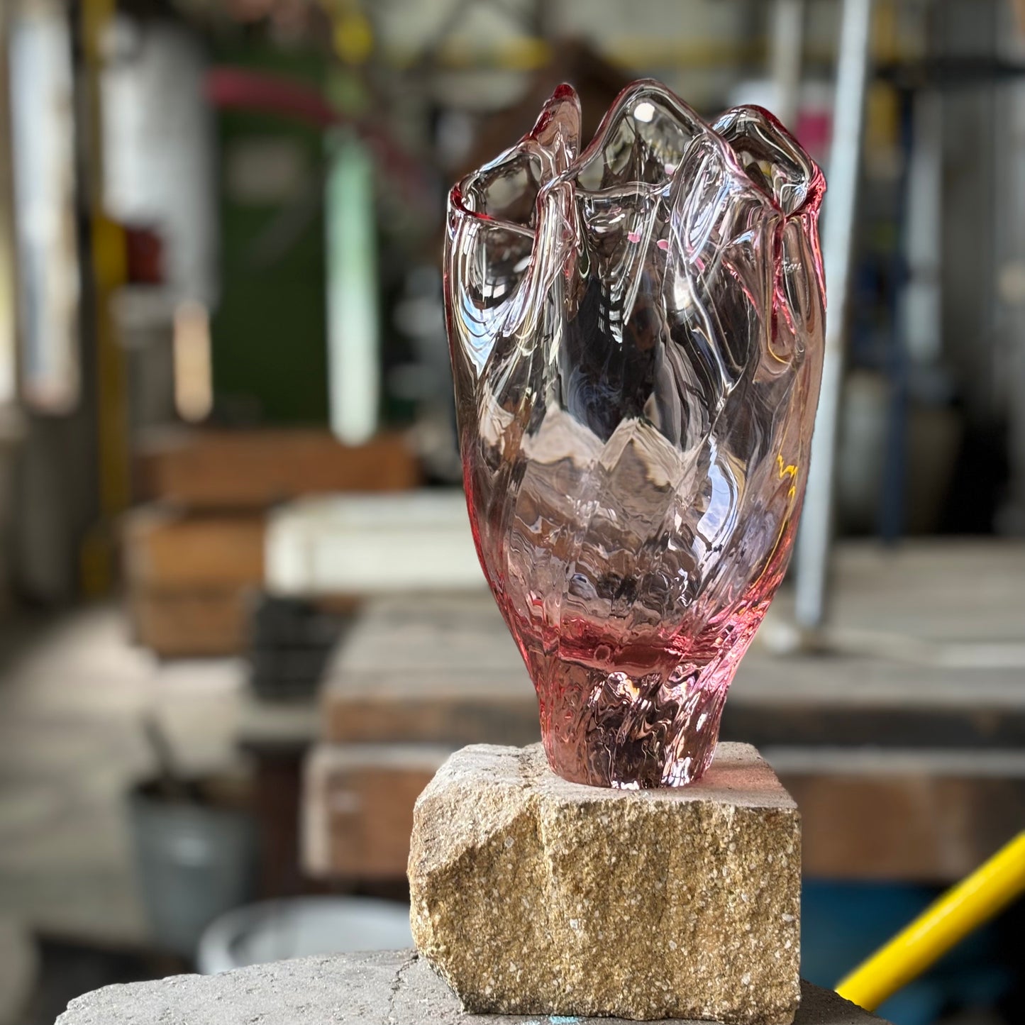 Kodanska Faith Vase 01, 25cm Vase Pink