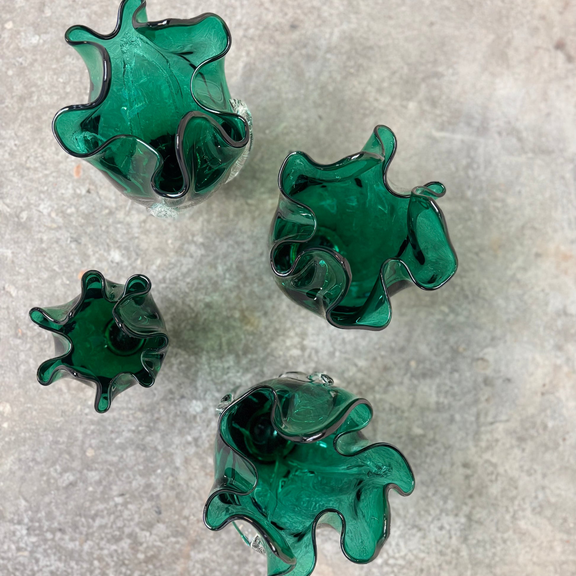 Kodanska Faith Vase 01 Art Vase Green W/Sand Art